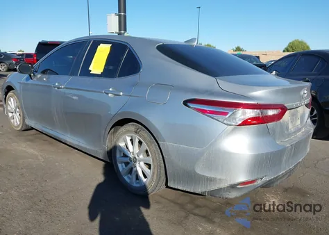 2020 Toyota Camry Le из США, поврежденный, VIN 4T1L11AK2LU378149